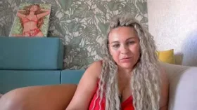 Camgirl Superalisa en ligne - chat webcam en direct