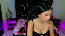 Camgirl Kattymercury en ligne - chat webcam en direct