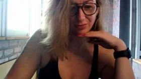 Camgirl Leta en ligne - chat webcam en direct
