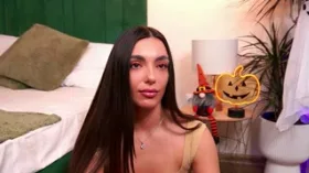 Camgirl VeyaNash en ligne - chat webcam en direct