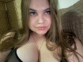 Camgirl AngiieHot en ligne - chat webcam en direct