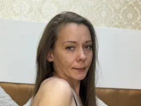 Camgirl KristalWilder en ligne - chat webcam en direct
