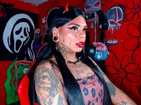 Camgirl MarcelineDarketa en ligne - chat webcam en direct