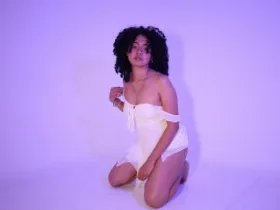 Camgirl KirasPell en ligne - chat webcam en direct