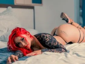 Camgirl LorenRouge en ligne - chat webcam en direct