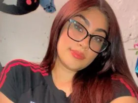 Camgirl NinaRouse en ligne - chat webcam en direct