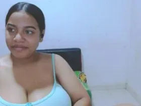 Camgirl RubyXoXo en ligne - chat webcam en direct