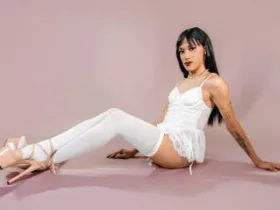 Camgirl PaulaHills en ligne - chat webcam en direct