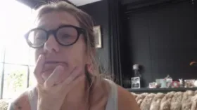 Camgirl Yava en live webcam amateur