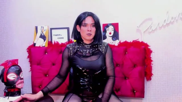 Camgirl PANDORAX en live webcam amateur
