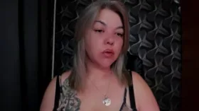 Camgirl LaDominatrix en live webcam amateur