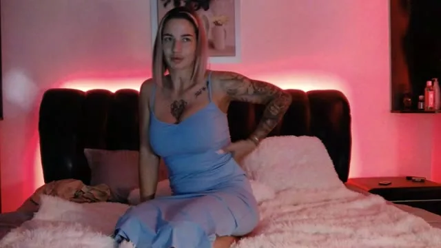Camgirl AliciaAlice en live webcam amateur