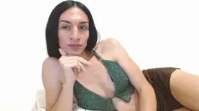 Camgirl DanaLondon en live webcam amateur