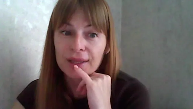 Camgirl RedFox en ligne - chat webcam en direct