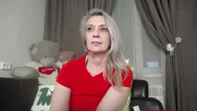 Camgirl Marmella74 en live webcam amateur