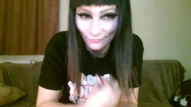 Camgirl Sirry98 en live webcam amateur
