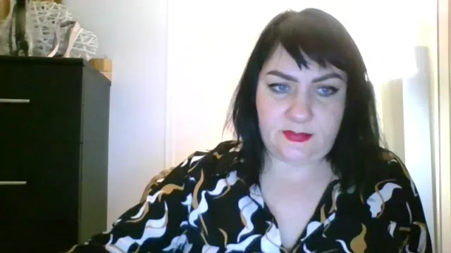 Camgirl Alenmak en live webcam amateur