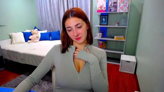 Camgirl Yummye en live webcam amateur
