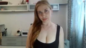 Camgirl VioletRayee en live webcam amateur
