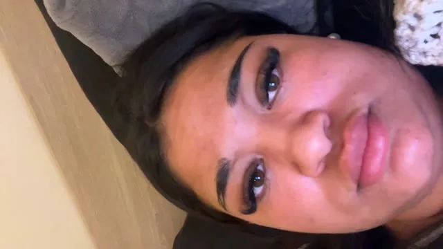 Camgirl Sandrinexx en live webcam amateur