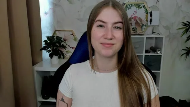 Camgirl MeganCandy en live webcam amateur