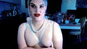 Camgirl SarinaWill en live webcam amateur