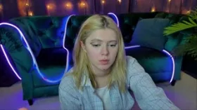 Camgirl 1Liberty en live webcam amateur