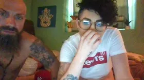 Camgirl MakinAMess en live webcam amateur
