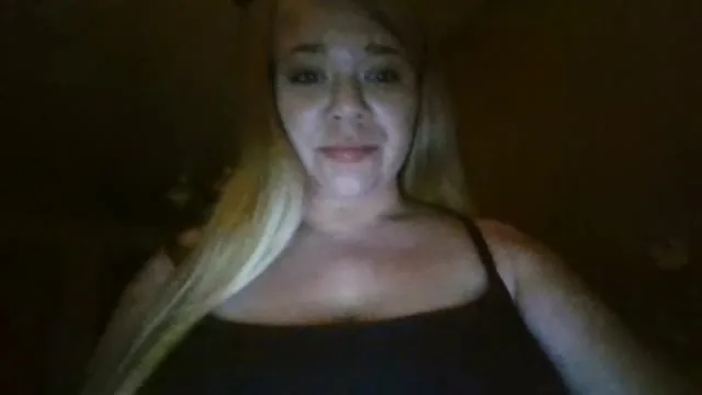 Camgirl BigBootyJudy en live webcam amateur