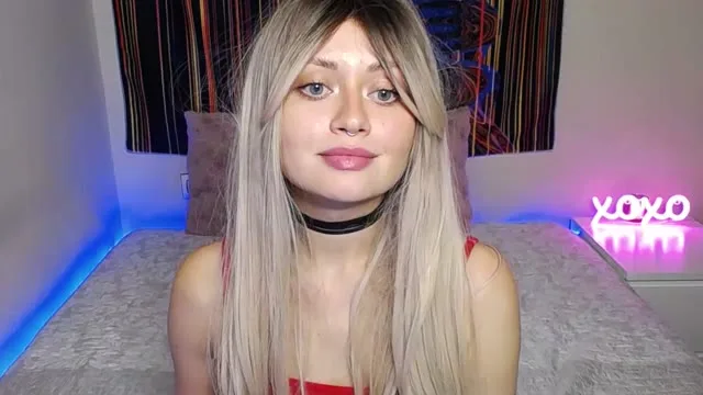 Camgirl LilyFlower en live webcam amateur