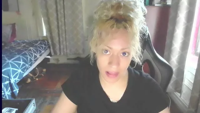 Camgirl jayluvv en live webcam amateur