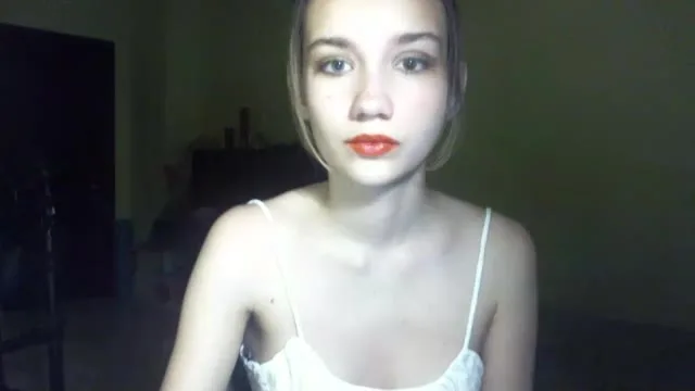 Camgirl DakotaLoung en live webcam amateur