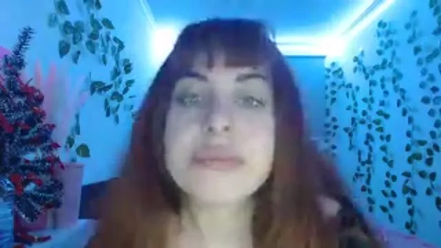 Camgirl LuWeilove en live webcam amateur
