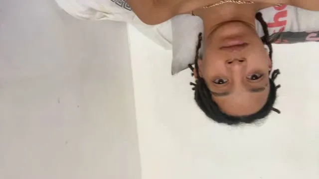 Camgirl Brownikumie en live webcam amateur