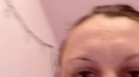 Camgirl cuteass227 en live webcam amateur