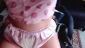 Camgirl Emmasquirt en live webcam amateur