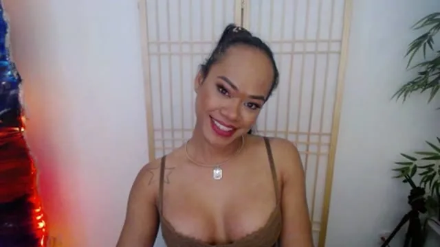 Camgirl StouteSofi en live webcam amateur