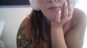 Camgirl Babe27 en live webcam amateur