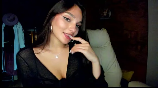 Camgirl DarcyX en live webcam amateur