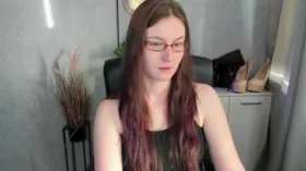Camgirl teaseEmma en live webcam amateur