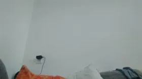Camgirl Chris83121 en live webcam amateur
