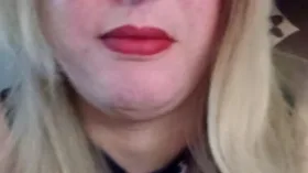 Camgirl Dinatravesti en live webcam amateur