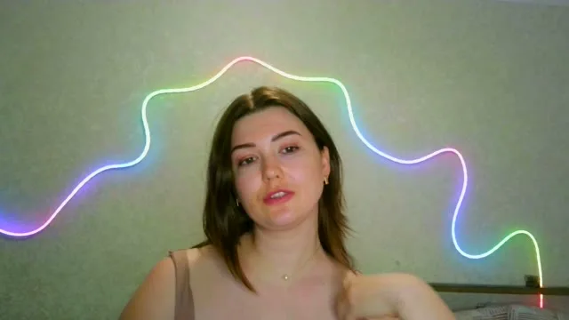 Camgirl CharmingTati en live webcam amateur