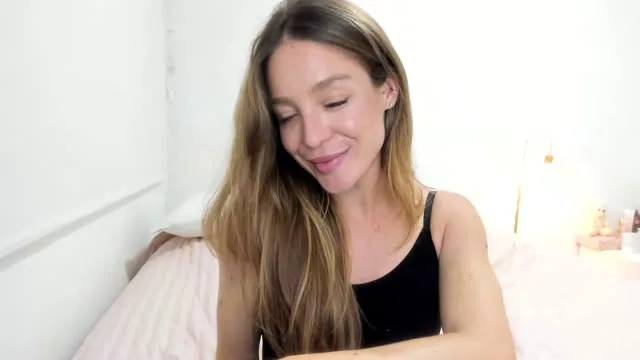 Camgirl Chantall98 en live webcam amateur