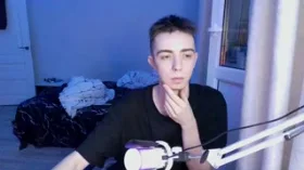 Camgirl Enotik en live webcam amateur