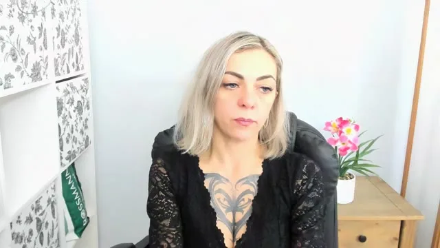 Camgirl JessiModel en live webcam amateur