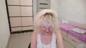 Camgirl ElizaWooler en live webcam amateur