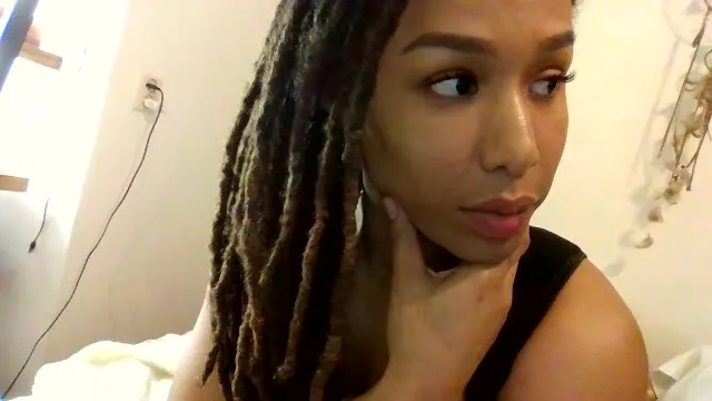 Camgirl Didiflower en live webcam amateur