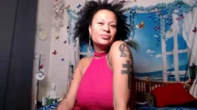Camgirl SamBrazil en live webcam amateur
