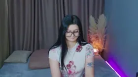 Camgirl SolaZolaa en live webcam amateur